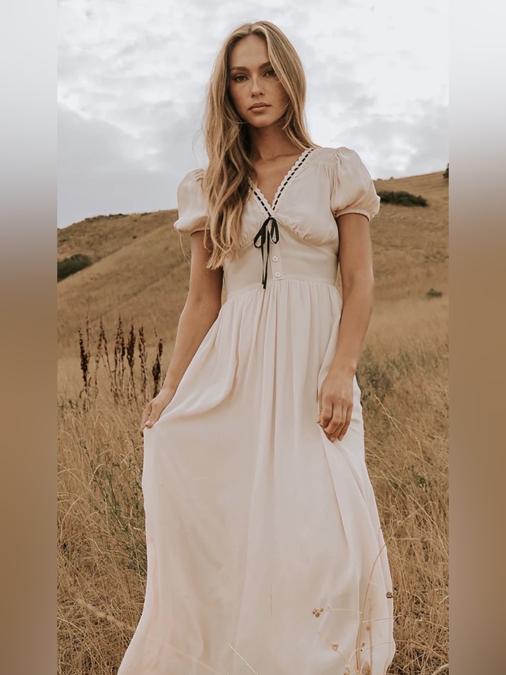Blu Pepper Cream Maxi Dress with Black Tie